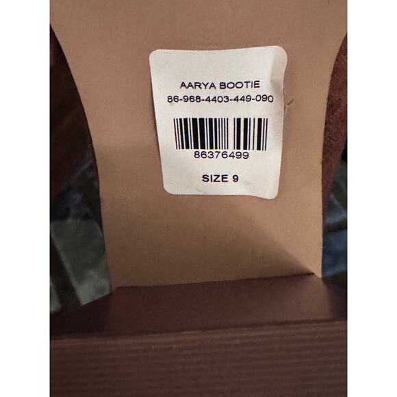 Women’s Cognac Aarya Booties - Picture 3 of 4